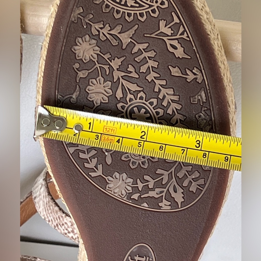 Sofft brand Inez Espadrille Wedge Espadrille Snake Print Sandals Size 11 - Picture 15 of 15